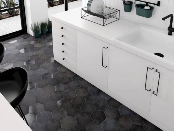 Centura Floor Tiles Heritage Carbon Mixed 7" x 8" - Image 3