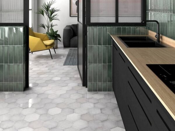 Centura Floor Tiles Heritage Snow Mixed 7" x 8" - Image 3
