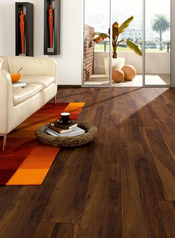 Planchers 1867 Laminate Flooring Authentic Nature Columbia 4-7/8" x 50-1/2" - Image 2