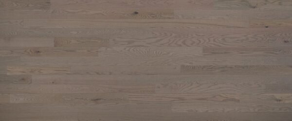 Lauzon Expert Engineered Hardwood Essential Caliza Red Oak Tradition 4-1/8" - 3/4"