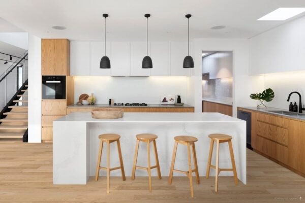 Lauzon Collection Engineered Hardwood Atlas Ultra-Matte 5-3/16" - 7/16" - Image 2