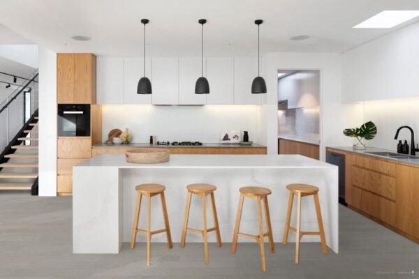 Lauzon Collection Engineered Hardwood Esperanza Ultra-Matte 5-3/16" - 7/16" - Image 2