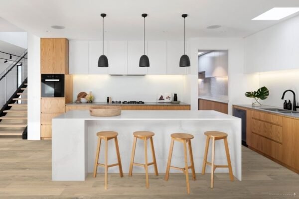 Lauzon Collection Engineered Hardwood Serenity Ultra-Matte European White Oak Character 8" - 19/32" - Image 2