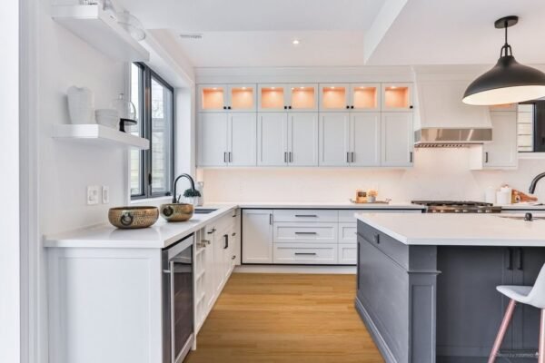Lauzon Collection Engineered Hardwood Belmont Ultra-Matte 5-3/16" - 7/16" - Image 3