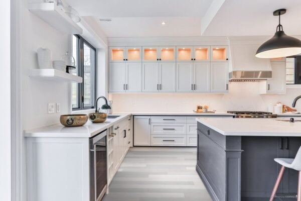 Lauzon Collection Engineered Hardwood Bianco Semi Gloss 5-3/16" - 7/16" - Image 3