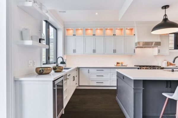Lauzon Collection Engineered Hardwood Black Cape Ultra-Matte European White Oak Character 8" - 9/16" - Image 3