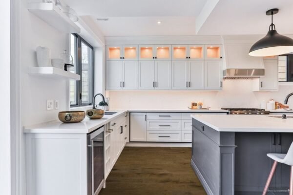 Lauzon Collection Engineered Hardwood Cork Ultra-Matte European White Oak Character 8" - 9/16" - Image 3