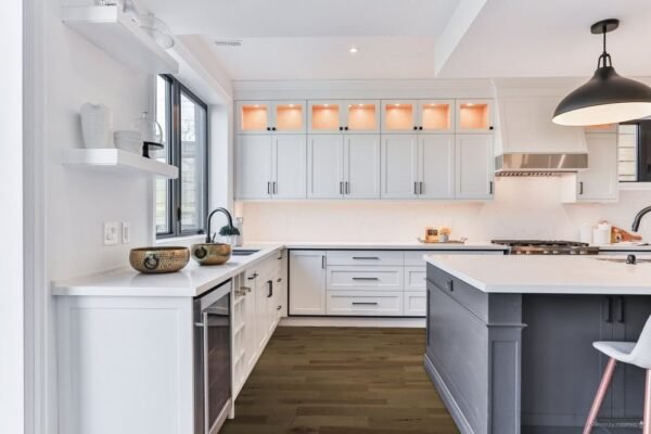 Lauzon Collection Engineered Hardwood Delacroix Ultra-Matte 5-3/16" - 7/16" - Image 3