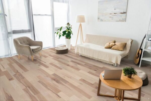 Lauzon Expert Engineered Hardwood Lodge Louisville Hard Maple Character 4-1/8" - 3/4" - Image 2