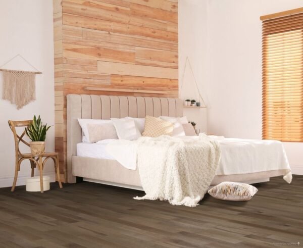 Lauzon Expert Engineered Hardwood Lodge Ranch Hard Maple Character 4-1/8" - 3/4" - Image 2