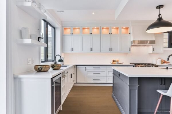 Lauzon Collection Engineered Hardwood Dunhill 7-1/2" - 9/16" - Image 3
