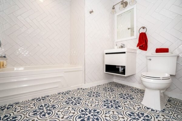 MSI Surfaces Wall Tiles Urbano Pure White-Cool Glossy 4" x 12" - Image 2