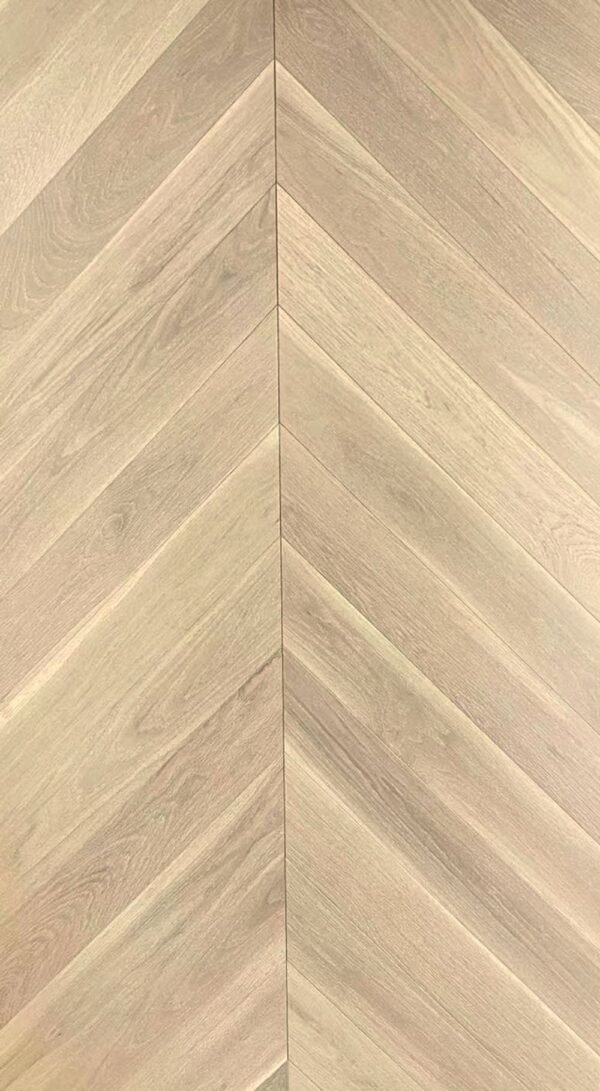 Vidar Engineered Hardwood Chevron Driftwood Select & Better 5" - 3/4" (17.46 sqft)